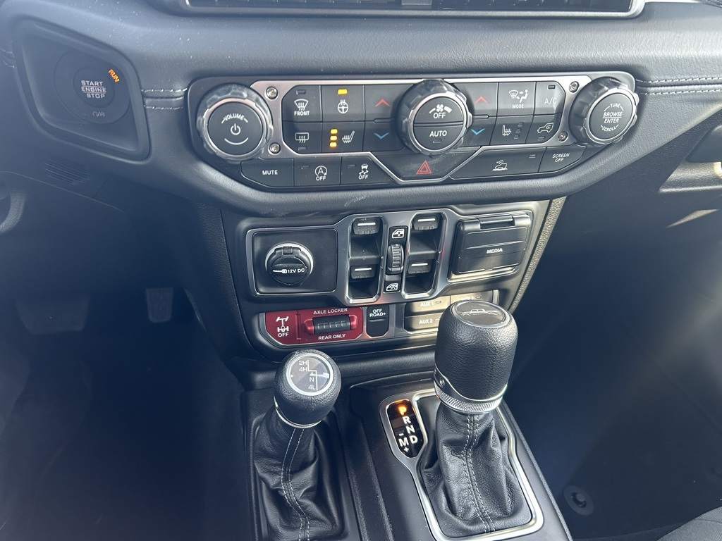 new 2026 Jeep Gladiator car, priced at $51,999