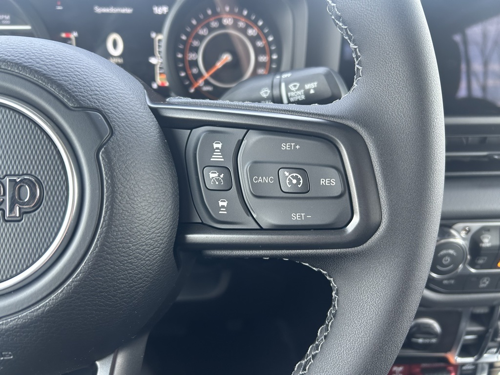 new 2026 Jeep Gladiator car, priced at $51,999