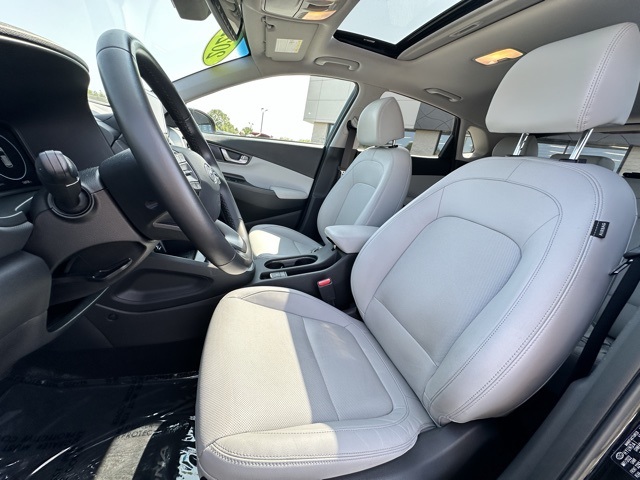 2022 Ultra Black Pearl Hyundai Kona Limited AWD SUV