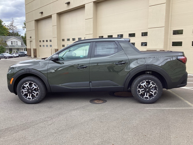 2025 Hyundai Santa Cruz XRT photo 2