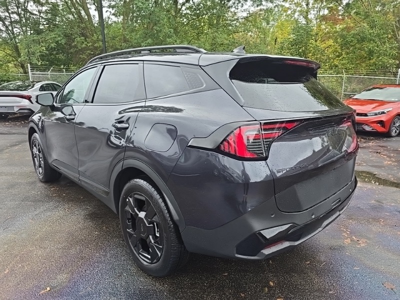 2026 Kia Sportage X-Line photo 3