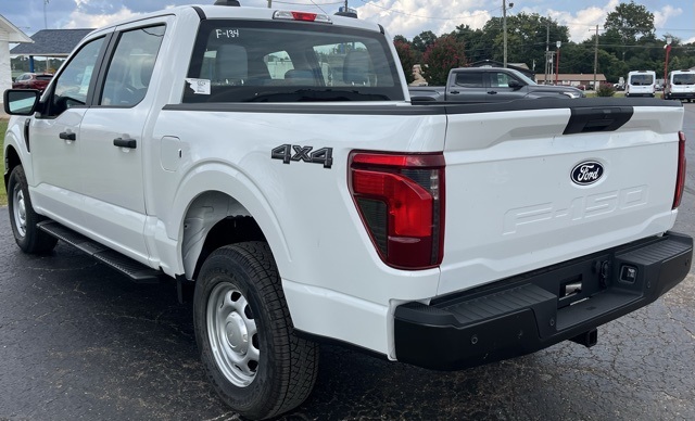 2025 Oxford White Ford F-150 XL 4X4 Truck