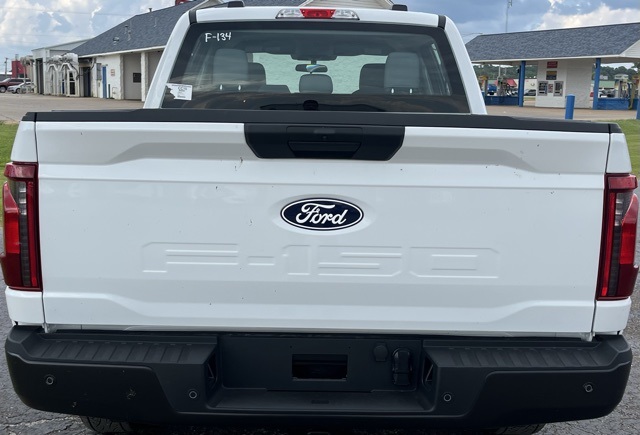 2025 Oxford White Ford F-150 XL 4X4 Truck