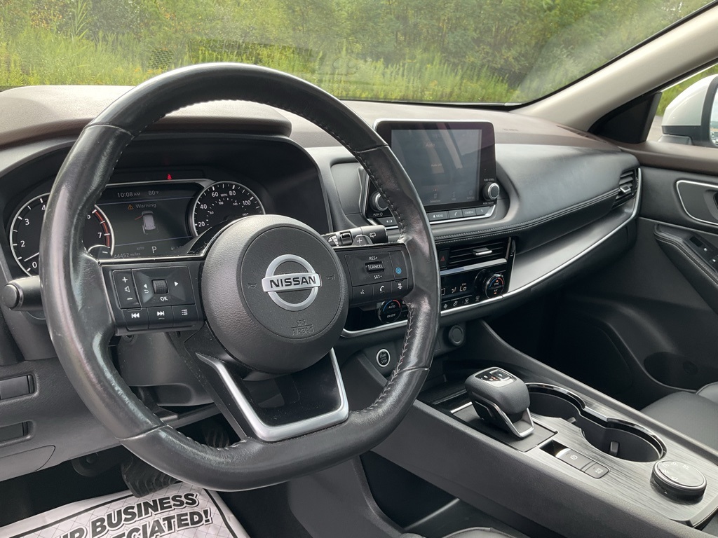 2021 Nissan Rogue SV photo 14