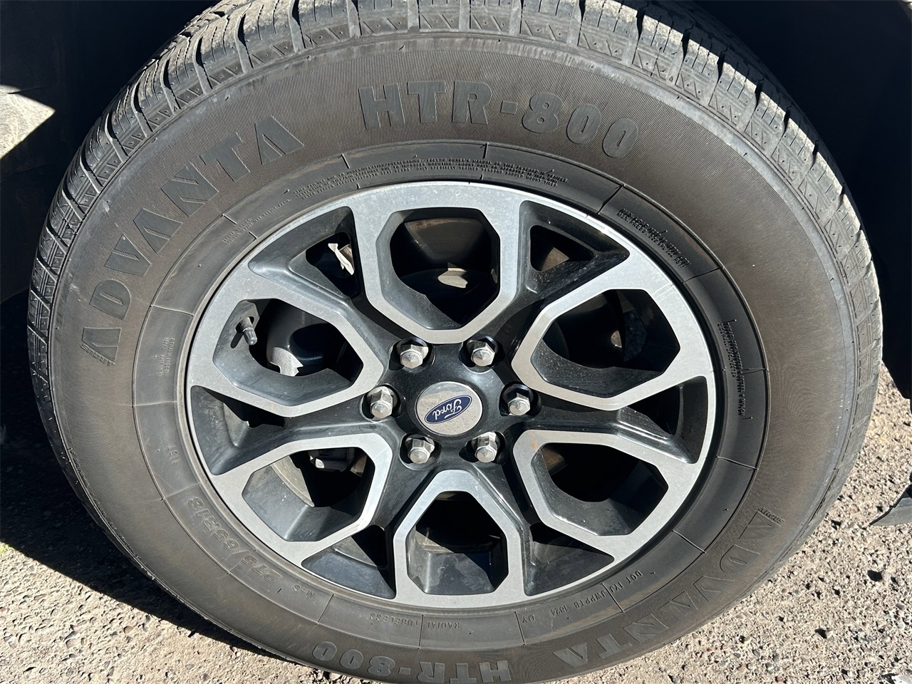 used 2024 Ford Expedition car, priced at $37,970