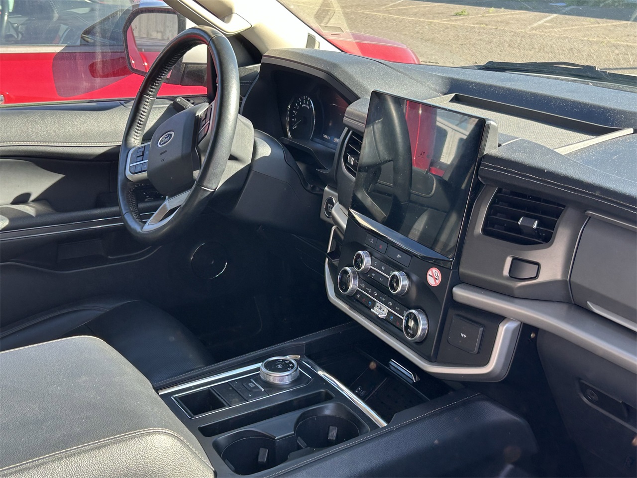 used 2024 Ford Expedition car, priced at $37,970