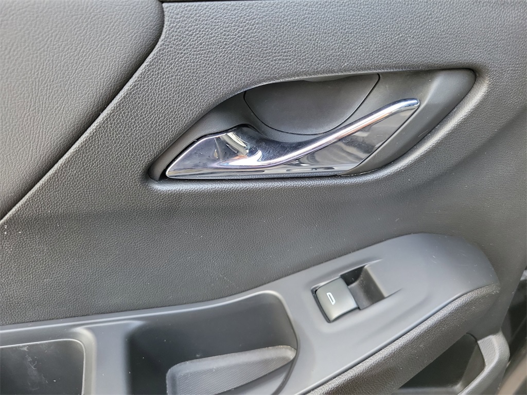 2023 Mosaic Black Metallic Chevrolet Traverse LT AWD SUV