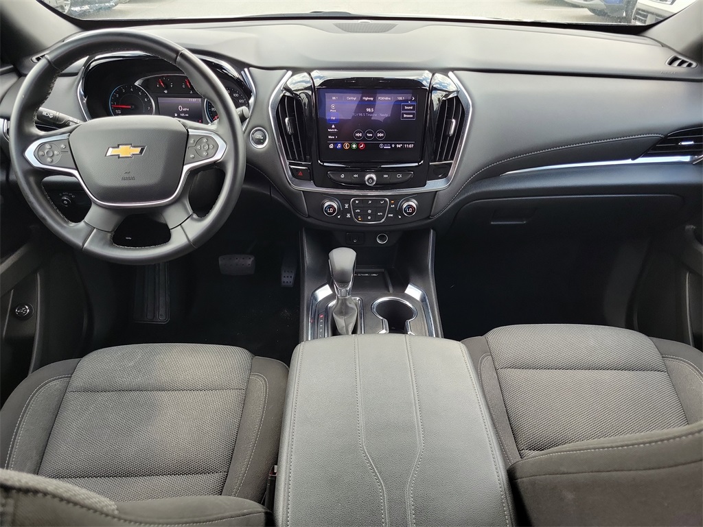 2023 Mosaic Black Metallic Chevrolet Traverse LT AWD SUV