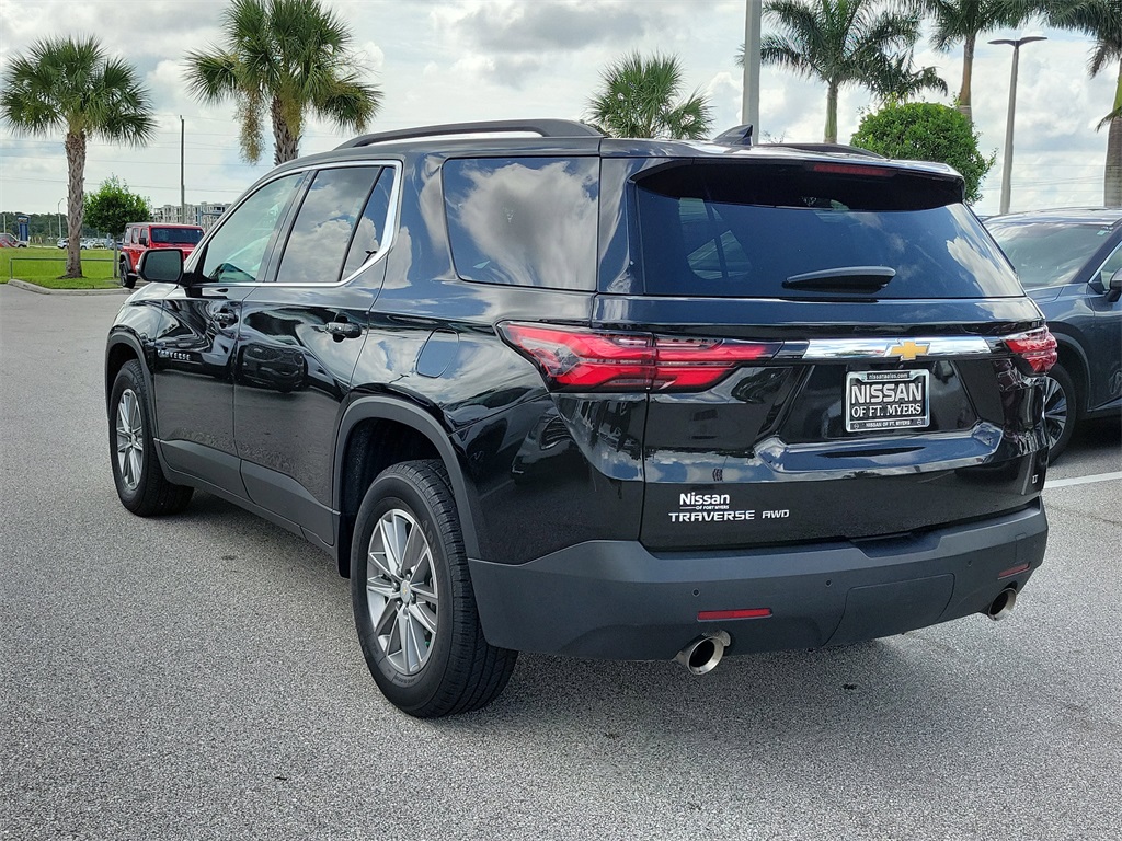2023 Mosaic Black Metallic Chevrolet Traverse LT AWD SUV