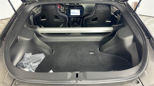 2025 Pearl White Tricoat/Super Black Nissan Z NISMO RWD Coupe