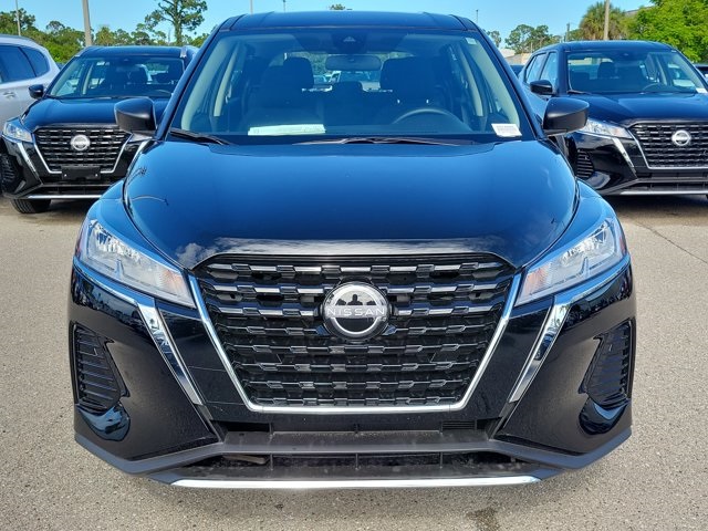 2024 Nissan Kicks S photo 11