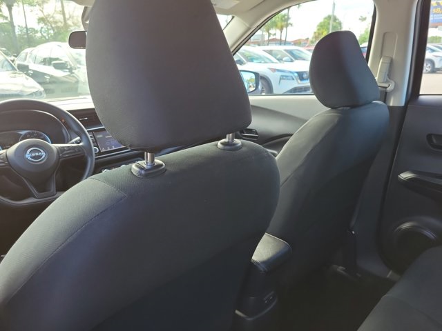 2024 Nissan Kicks S photo 17