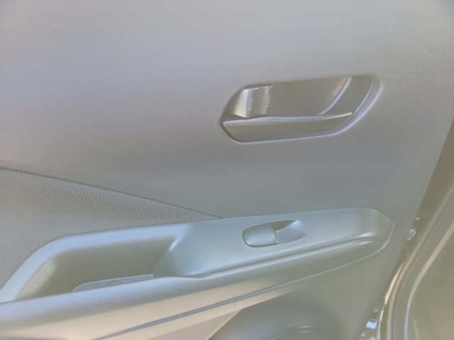 2024 Nissan Kicks S photo 18