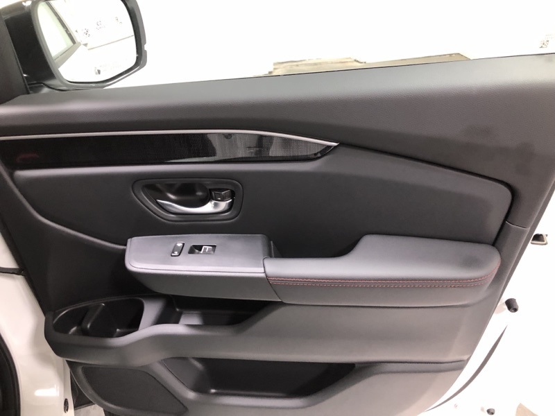 2025 Honda Pilot Elite photo 13