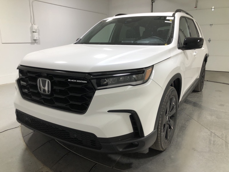 2025 Honda Pilot Elite photo 2