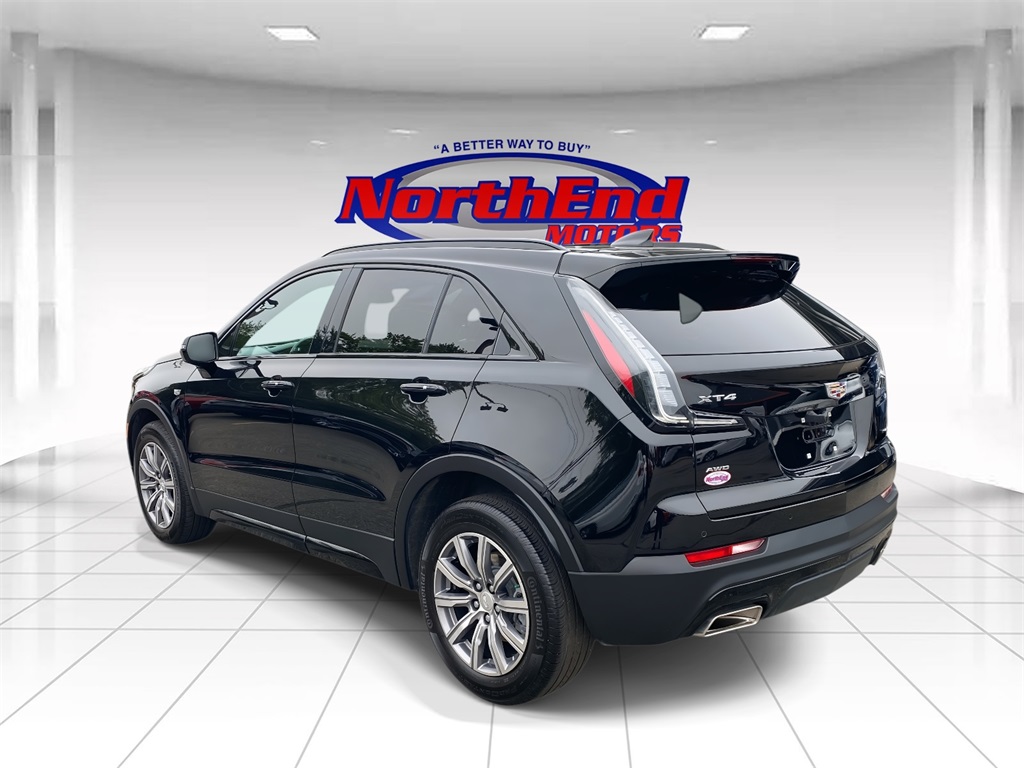 2023 Cadillac XT4 Sport photo 4