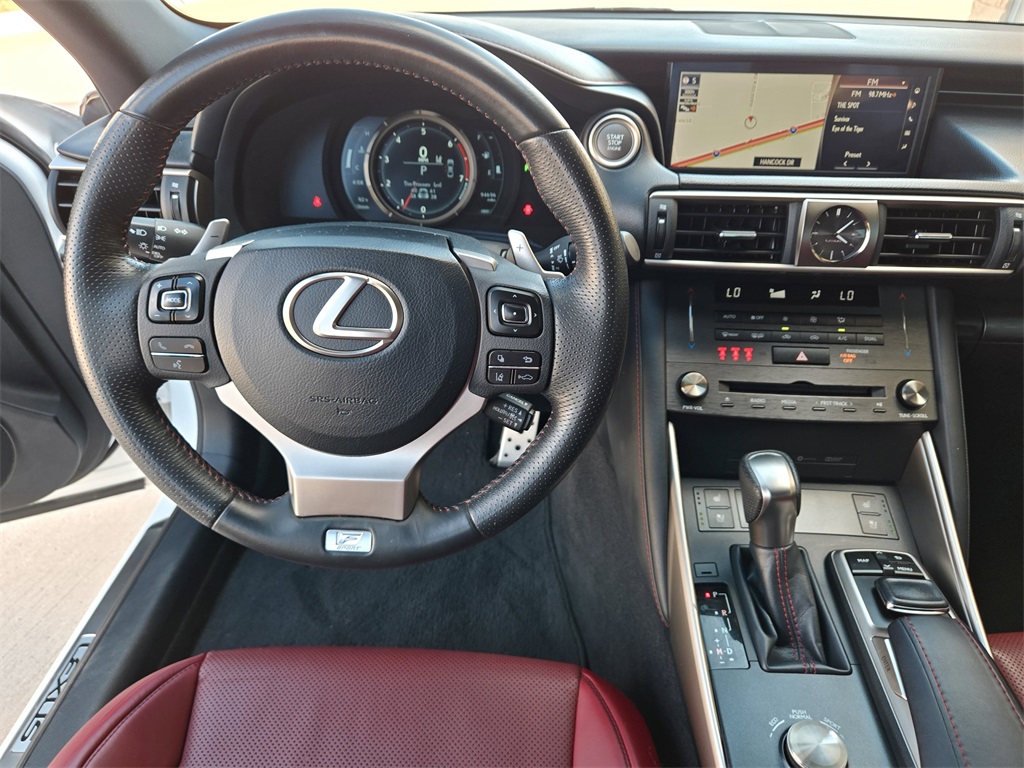 2019 Lexus IS 300 F SPORT photo 12