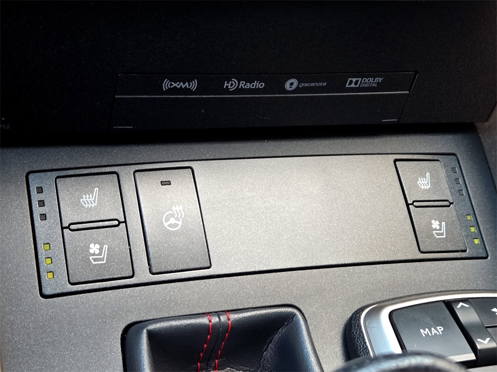 2019 Lexus IS 300 F SPORT photo 20
