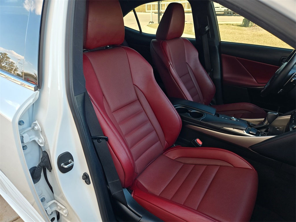 2019 Lexus IS 300 F SPORT photo 26