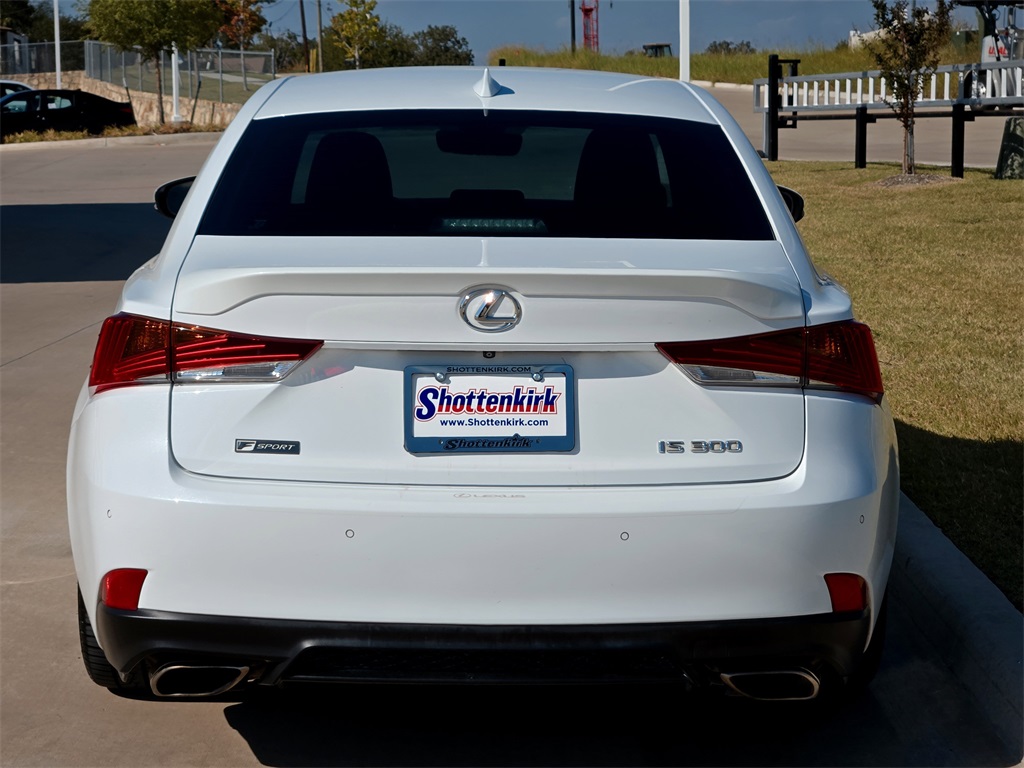 2019 Lexus IS 300 F SPORT photo 6