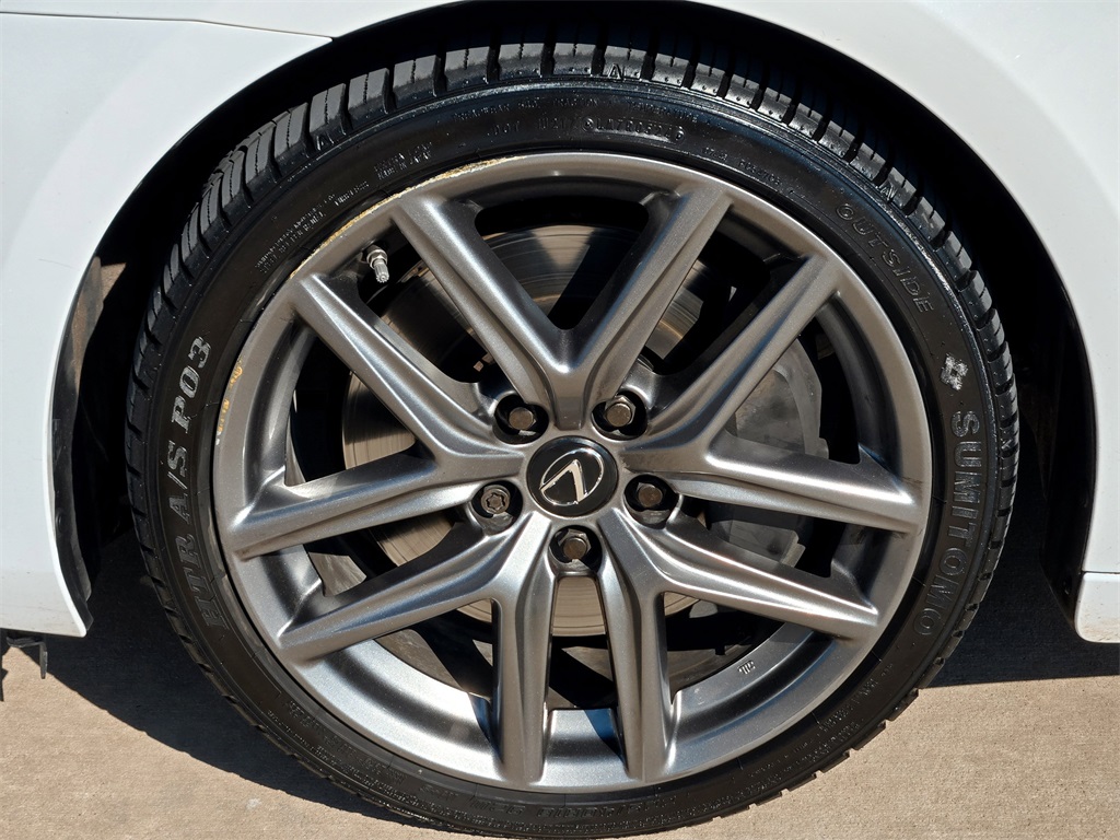 2019 Lexus IS 300 F SPORT photo 8