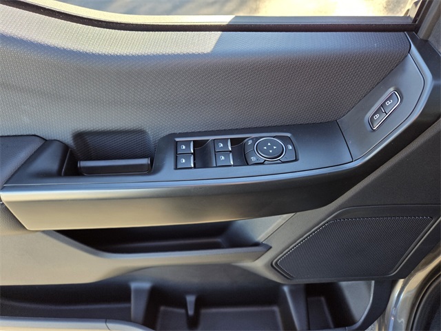 New 2025 Ford F-150 STX 4D SuperCrew