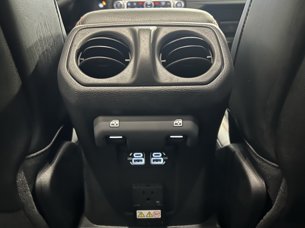 new 2025 Jeep Gladiator car, priced at $46,999