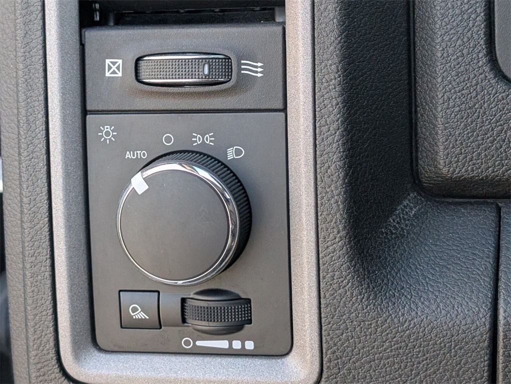 used 2022 Ram 1500 Classic car, priced at $19,778