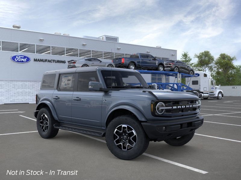 2025 Ford Bronco 4-Door Outer Banks's photo