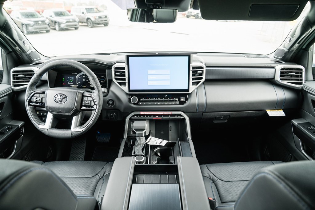 2025 Toyota Tundra Platinum CrewMax photo 10