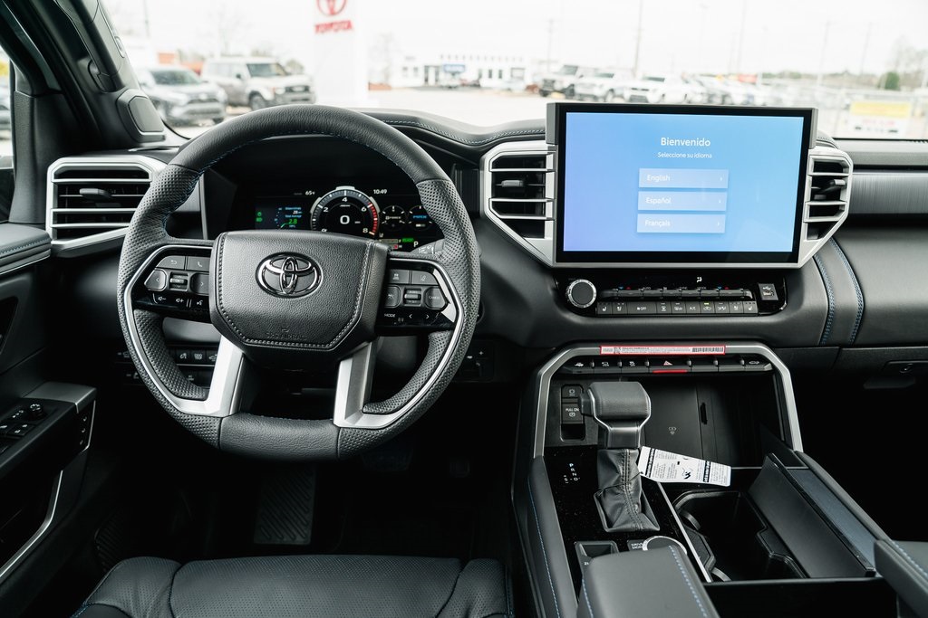 2025 Toyota Tundra Platinum CrewMax photo 11