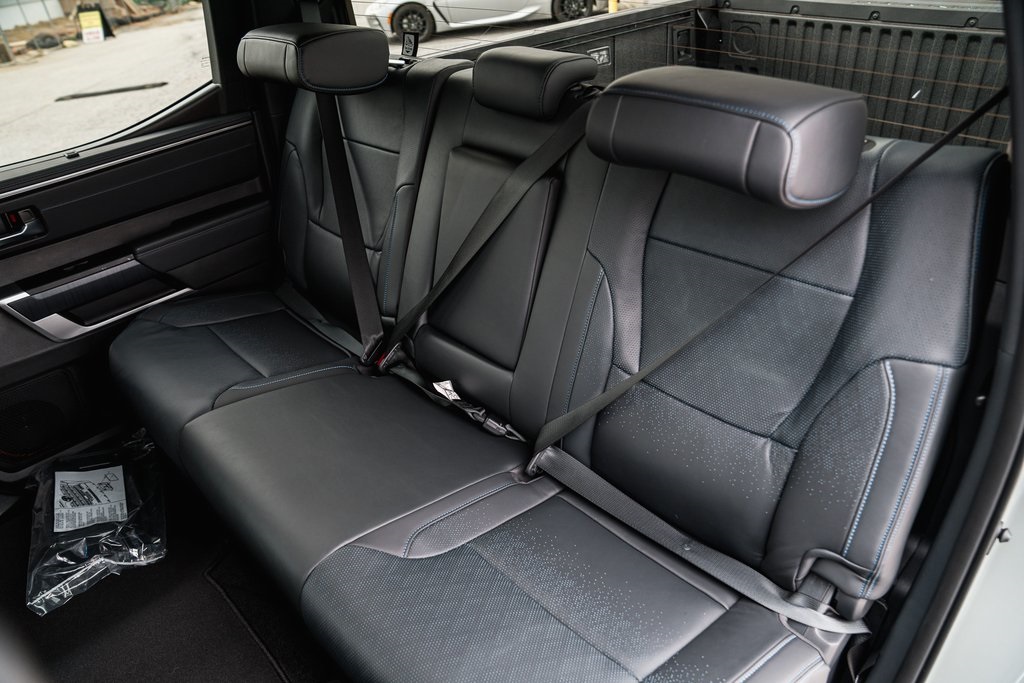 2025 Toyota Tundra Platinum CrewMax photo 26