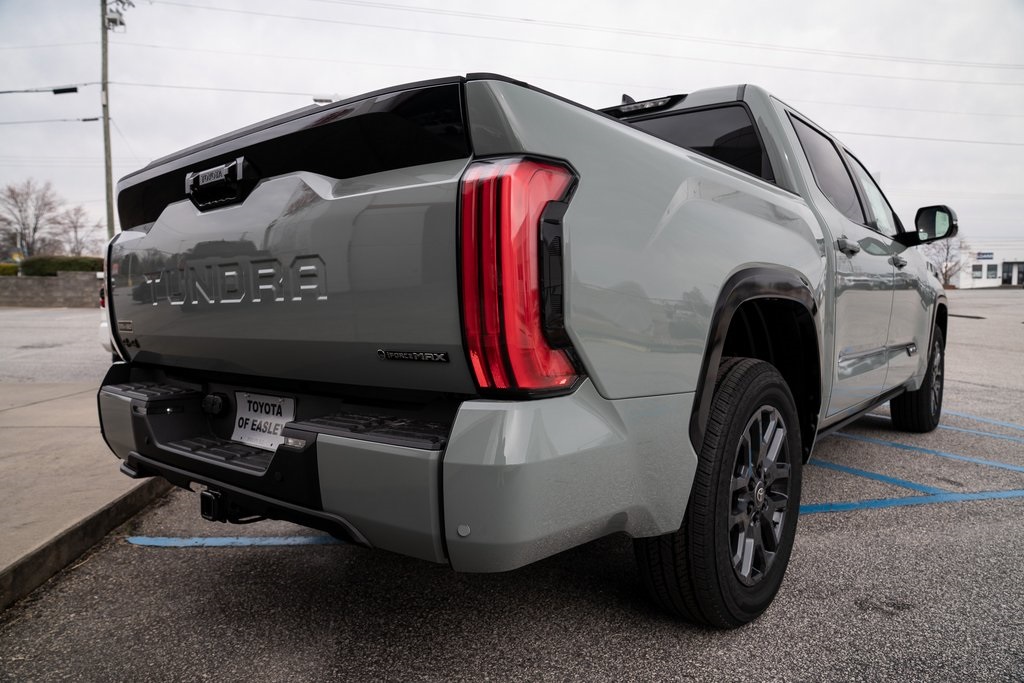 2025 Toyota Tundra Platinum CrewMax photo 6