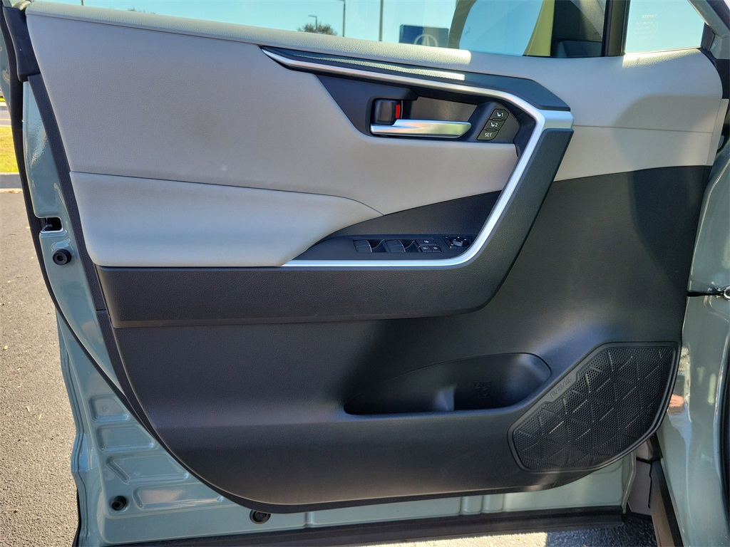 used 2021 Toyota RAV4 car, priced at $27,998