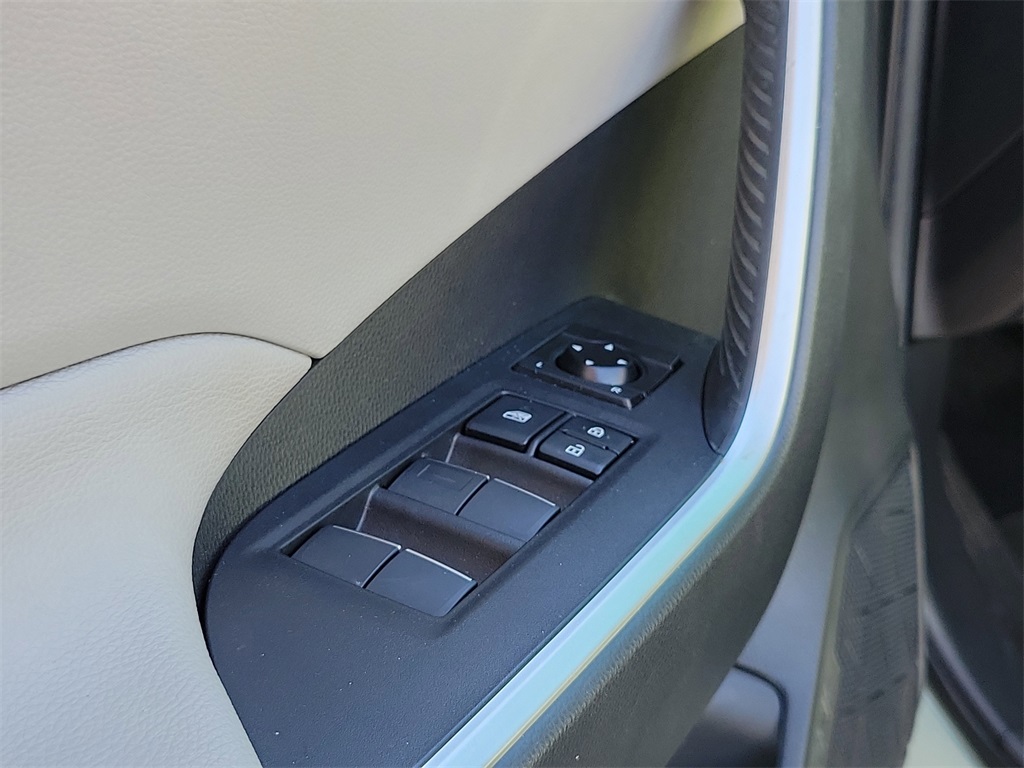 used 2021 Toyota RAV4 car, priced at $27,998