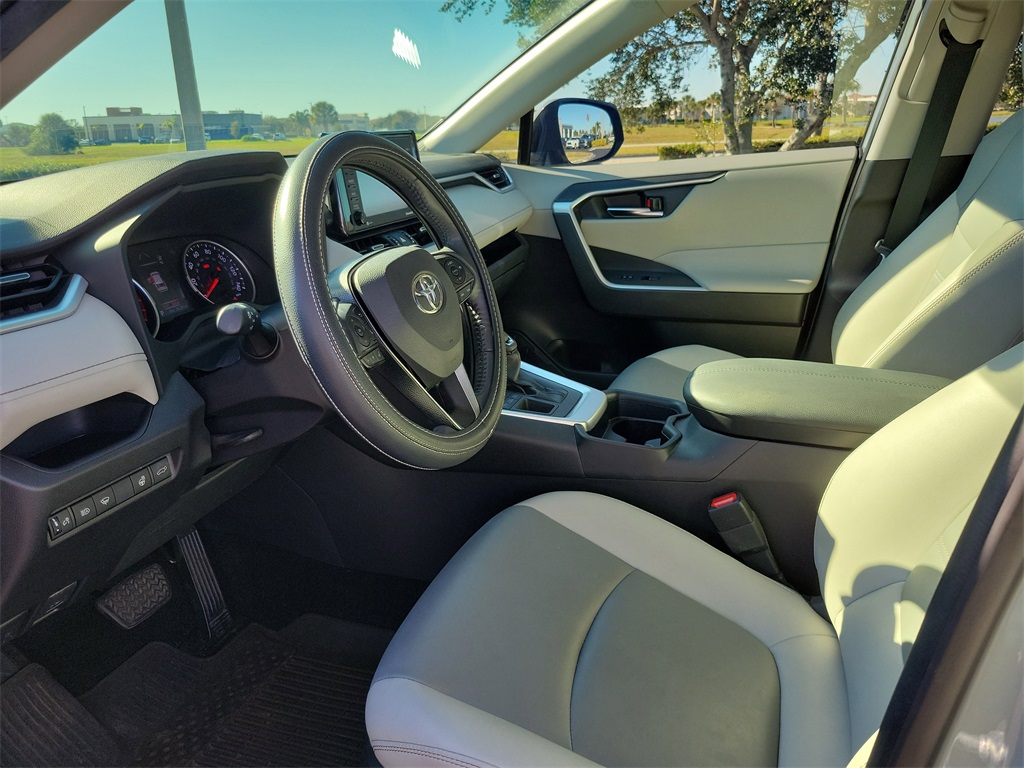 used 2021 Toyota RAV4 car, priced at $27,998