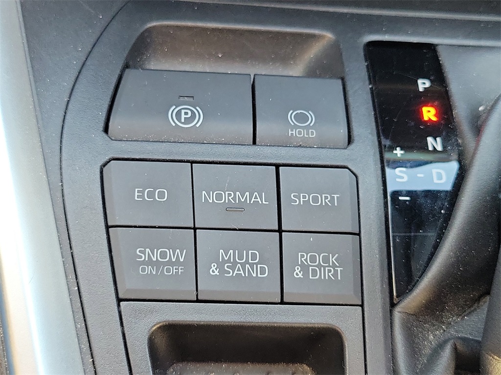 used 2021 Toyota RAV4 car, priced at $27,998