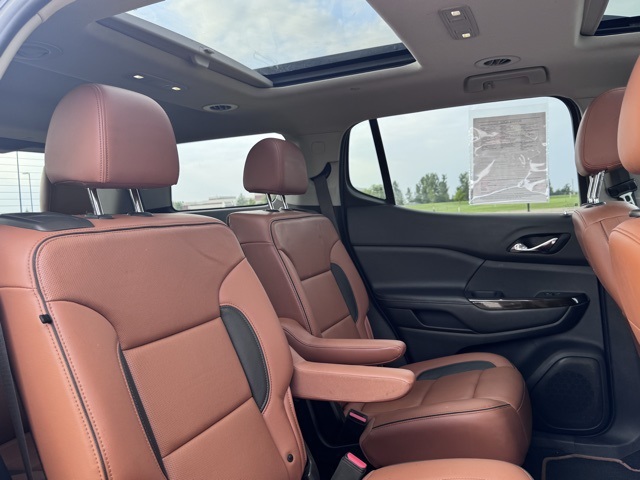 2020 GMC Acadia AT4