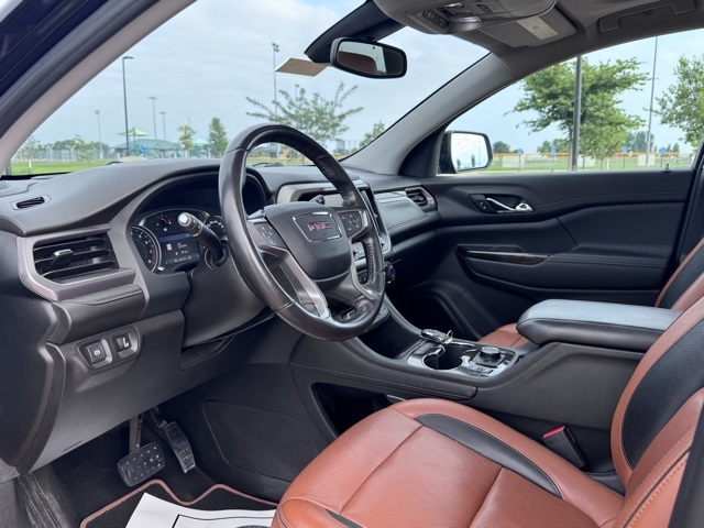 2020 GMC Acadia AT4