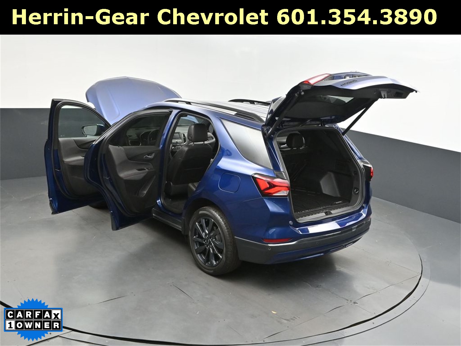 2022 Blue Glow Metallic Chevrolet Equinox RS FWD SUV