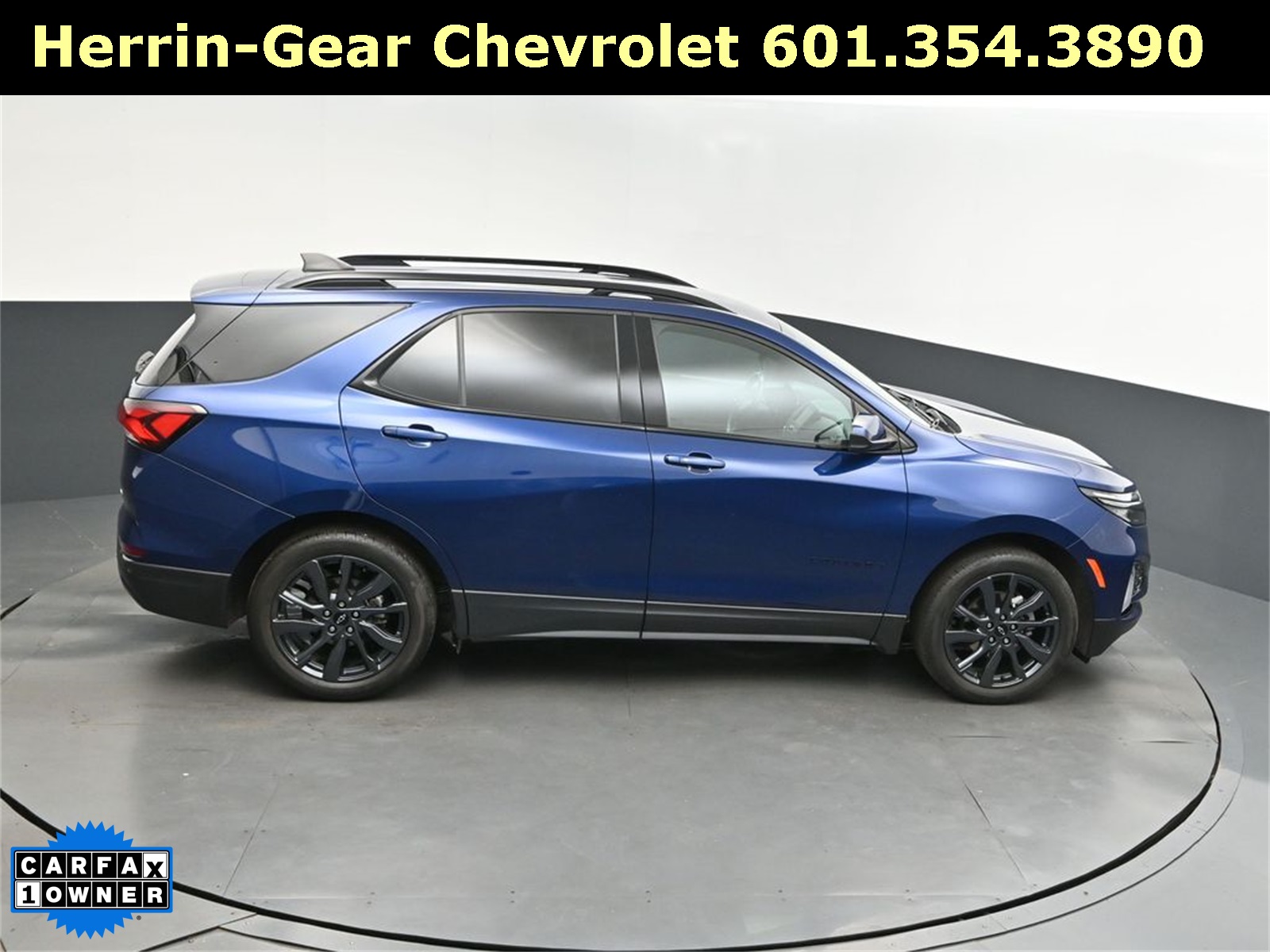 2022 Blue Glow Metallic Chevrolet Equinox RS FWD SUV