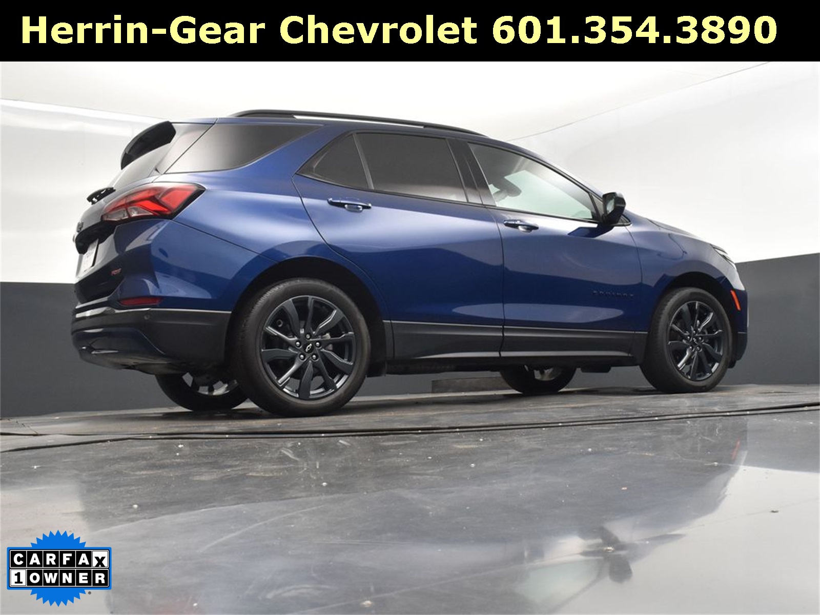 2022 Blue Glow Metallic Chevrolet Equinox RS FWD SUV