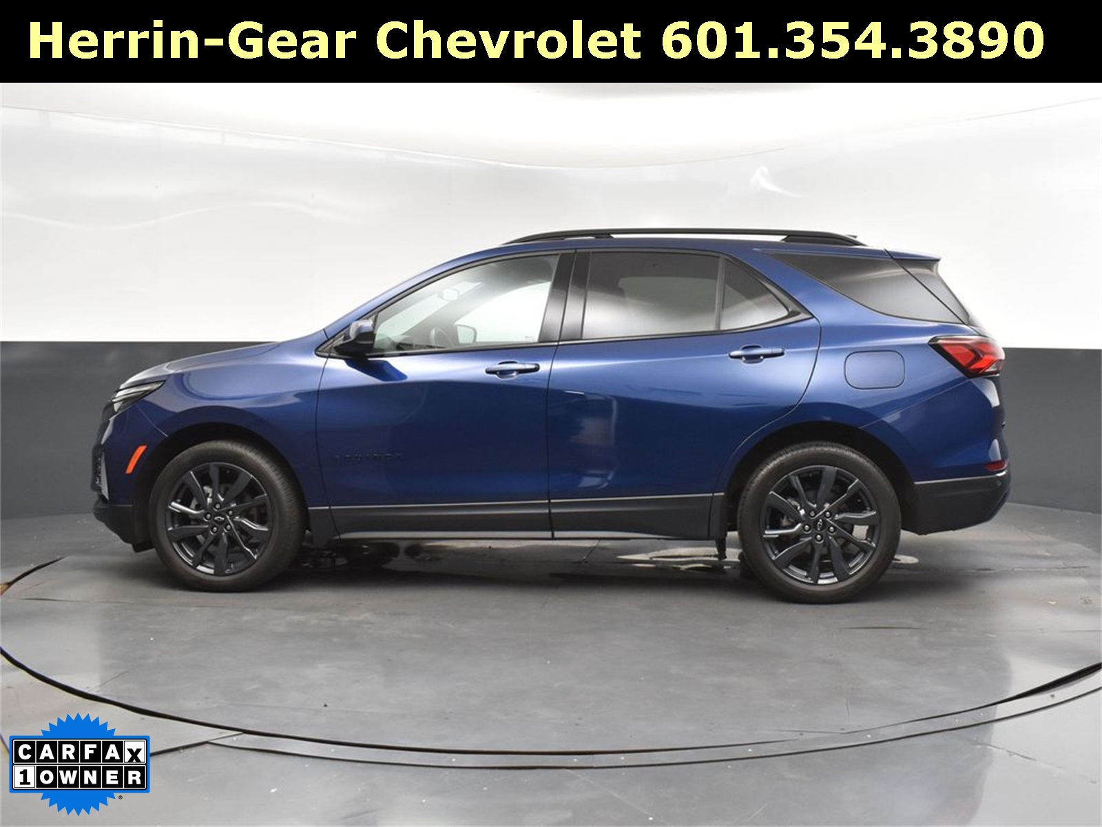 2022 Blue Glow Metallic Chevrolet Equinox RS FWD SUV