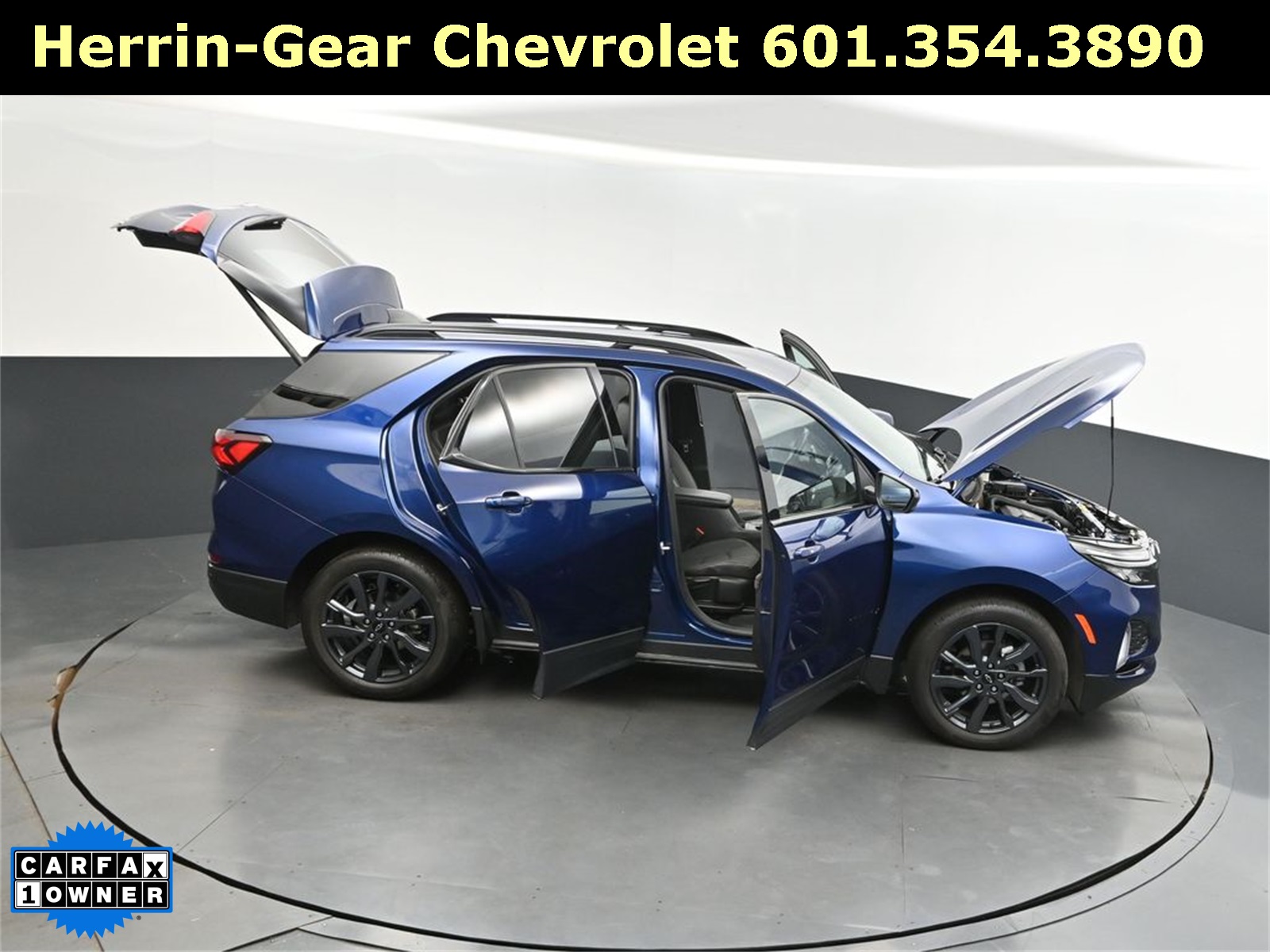 2022 Blue Glow Metallic Chevrolet Equinox RS FWD SUV