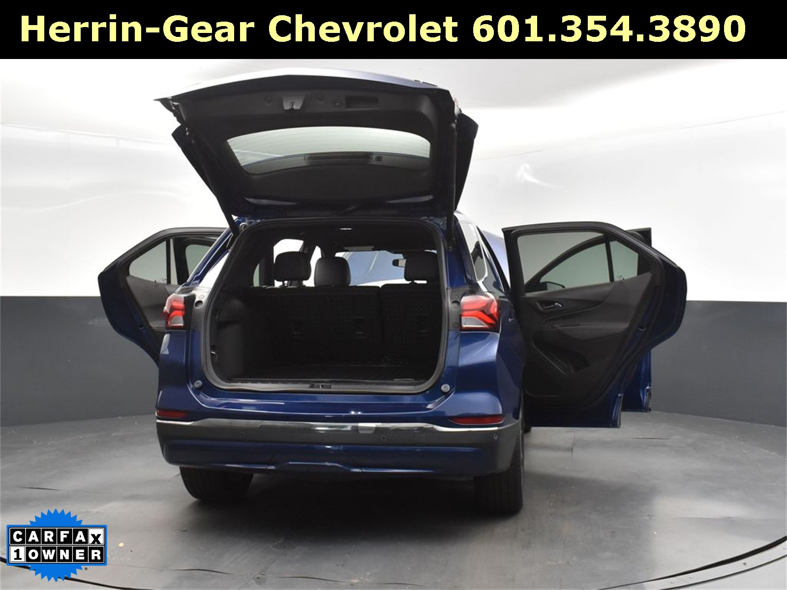 2022 Blue Glow Metallic Chevrolet Equinox RS FWD SUV