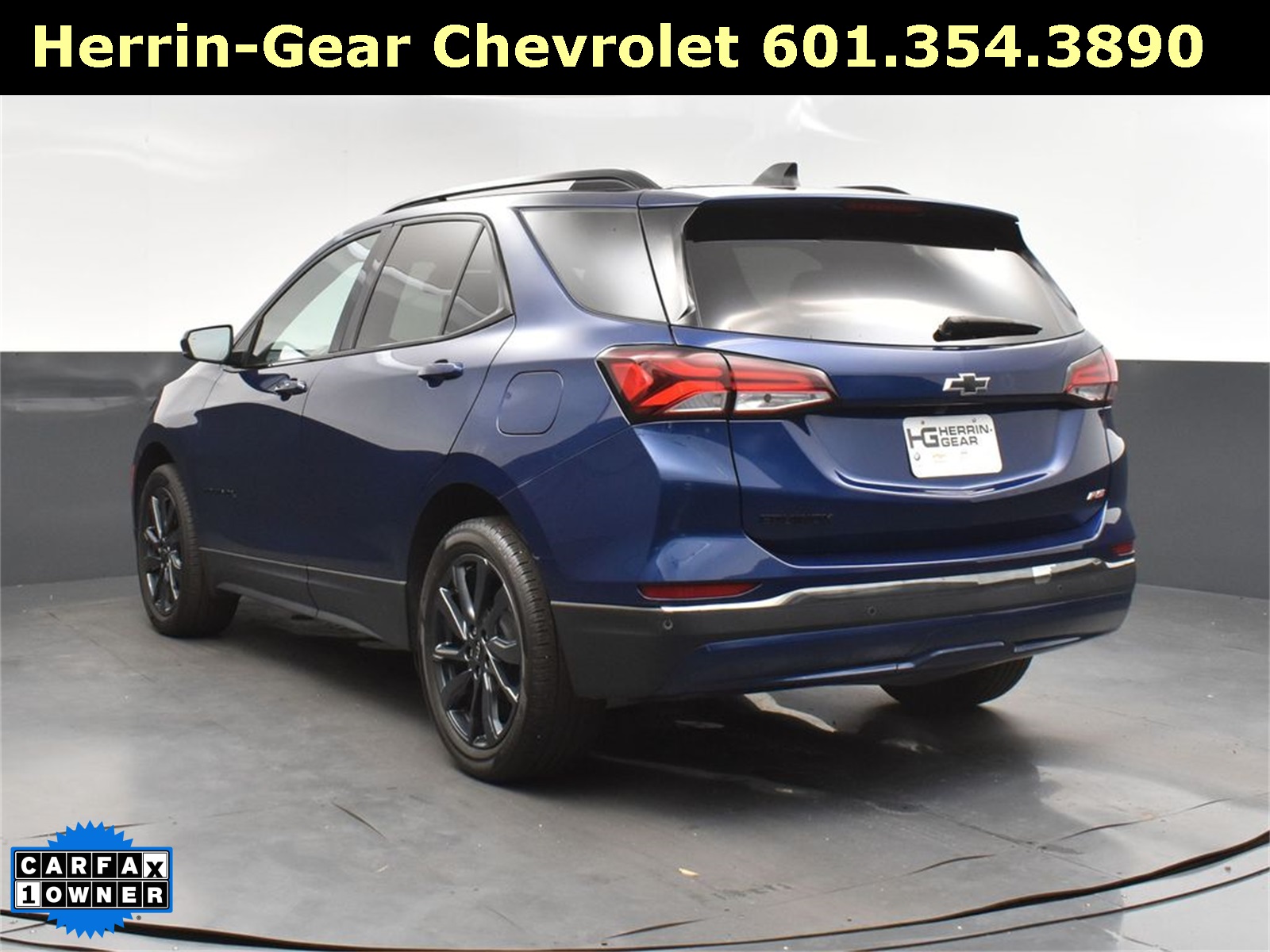 2022 Blue Glow Metallic Chevrolet Equinox RS FWD SUV