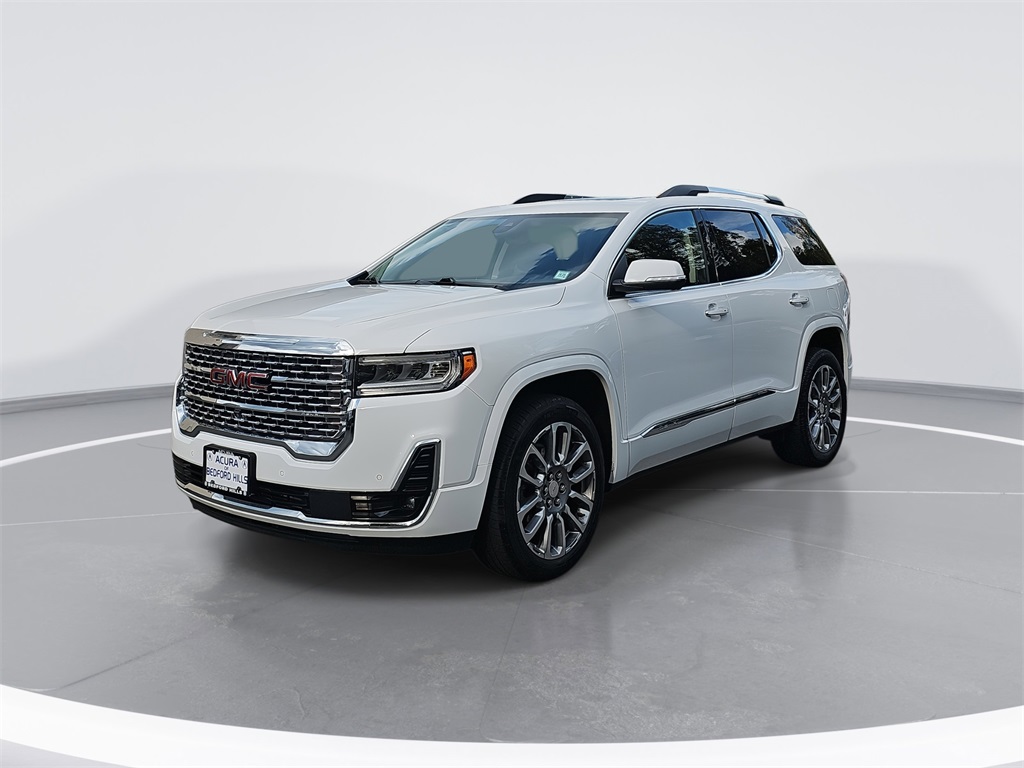 2023 GMC Acadia Denali's photo