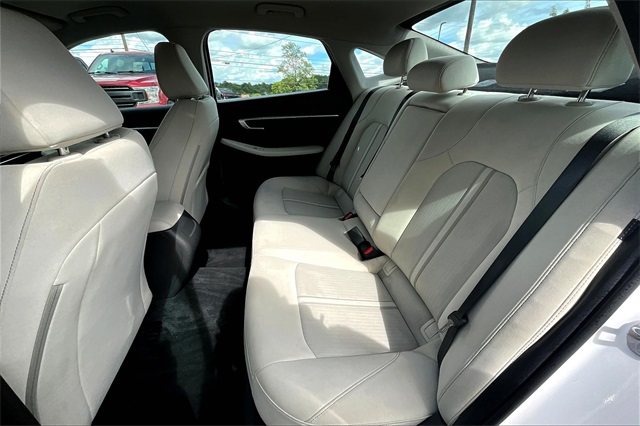 2024 Serenity White Hyundai Sonata SEL FWD Sedan