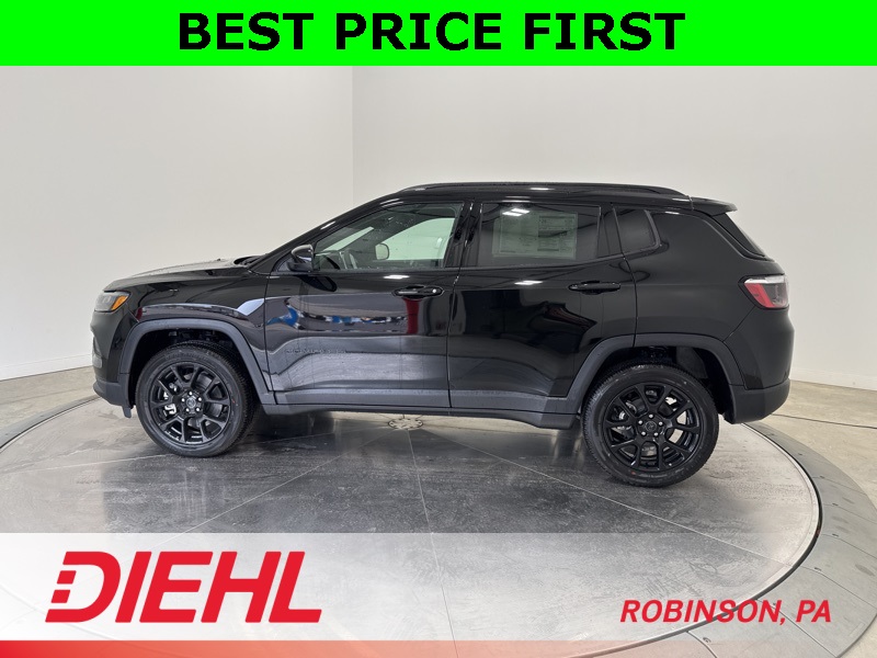 2026 Jeep Compass Latitude Altitude photo 4