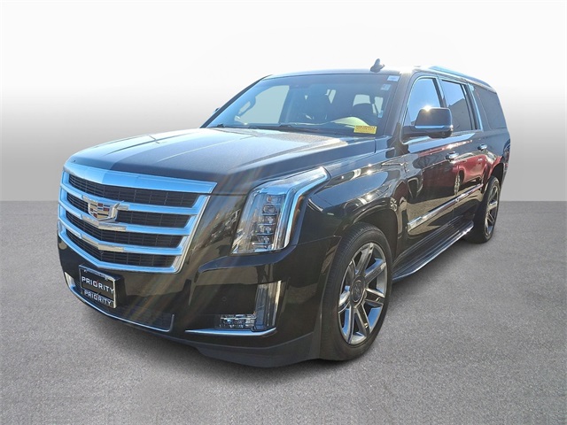 2016 Cadillac Escalade ESV Luxury's photo